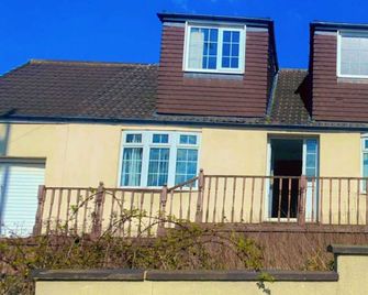 OYO Ormsby Townhouse - Middlesbrough - Gebäude