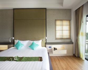 Parn Dhevi Riverside Resort & Spa - Nakhon Pathom - Habitación