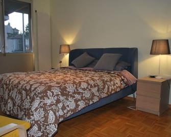 Elegant Apartment Promenade Riva Antonio Caccia, 1 Lugano Lac - Lugano - Bedroom