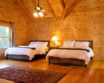 A Slice of Salisbury, Pool,Hot Tub, 10 acres - Salisbury