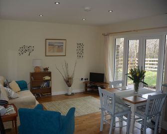 Wildlife haven with river - Launceston - Wohnzimmer