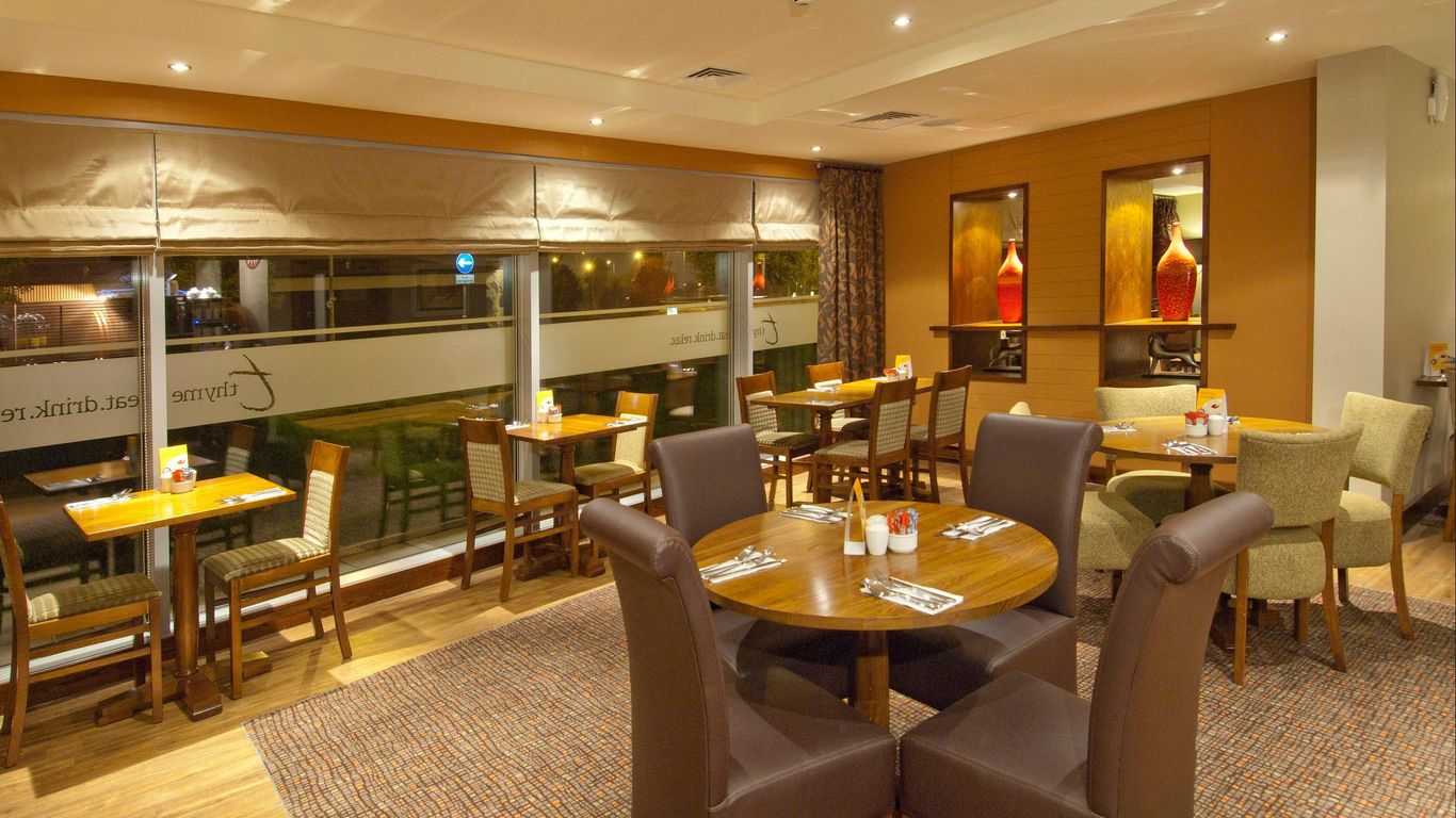 Premier Inn Liverpool John Lennon Airport