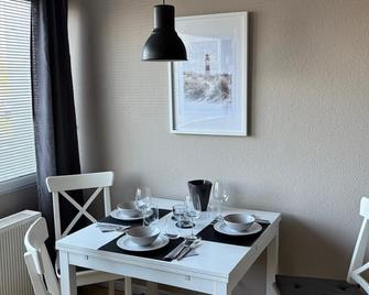 Seeblick - Fehmarn - Essbereich