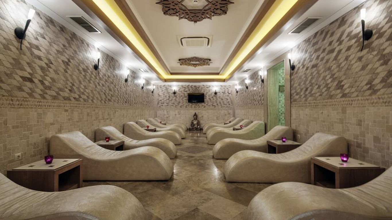 Crystal Paraiso Verde Resort & Spa