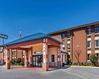 Travelodge by Wyndham Winchester - Winchester - Rakennus