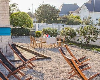 El Pez Escorpion - Salinas - Patio