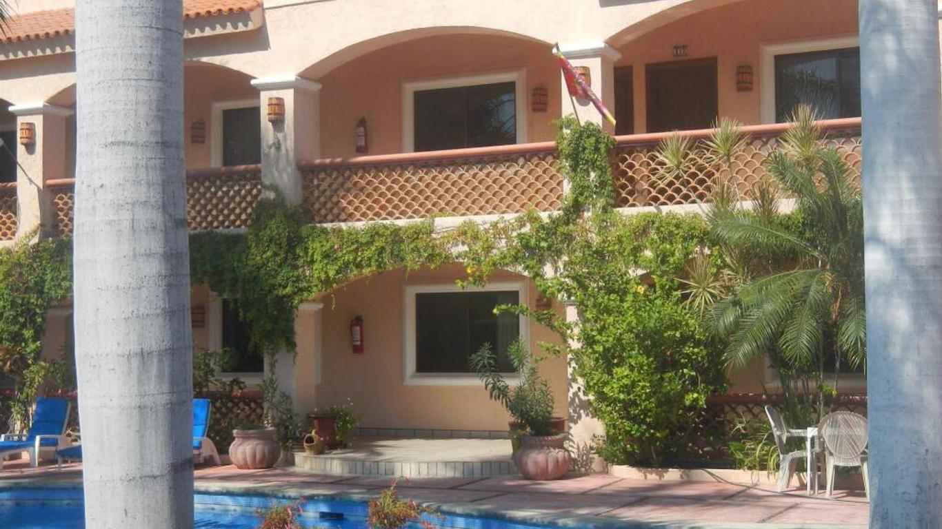 Los Barriles Hotel