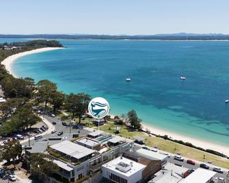 Aura 2 apartment with Spectacular Views - Shoal Bay - Outdoors view