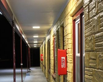Driftwood Inn - Chestertown - Hallway
