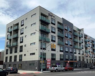 MainStay Suites Bronx - Belmont - Bronx - Edificio