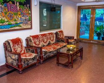 Hotel Akshaya - Visakhapatnam - Obývací pokoj