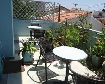 Zorbas Hotel - Pythagorio