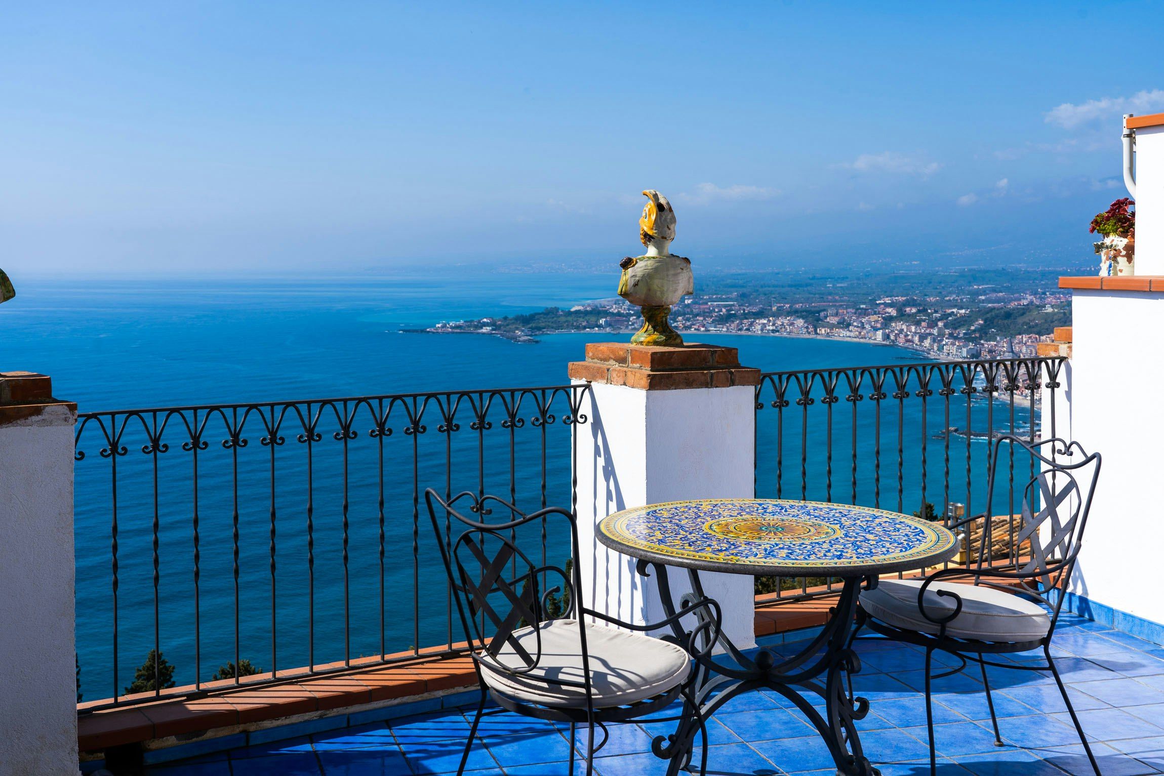 Hotel Villa Carlotta - טאורמינה - מרפסת