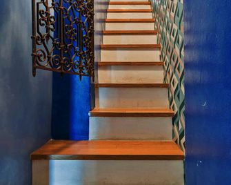 La Cot B&B - Catania - Scale