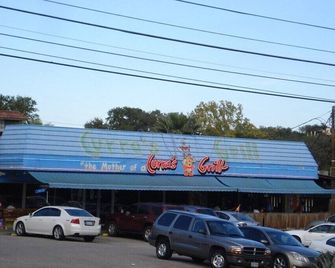 Charming 2-bedroom house in wonderful Austin with laundry/ WIFI/ AC - Austin - Edificio