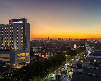 Swiss-Belinn Manyar - סוראבאיה - בניין