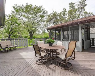 The Waverly Retreat - Porter - Patio