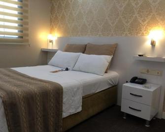 Otel Cavusoglu - Adana - Bedroom