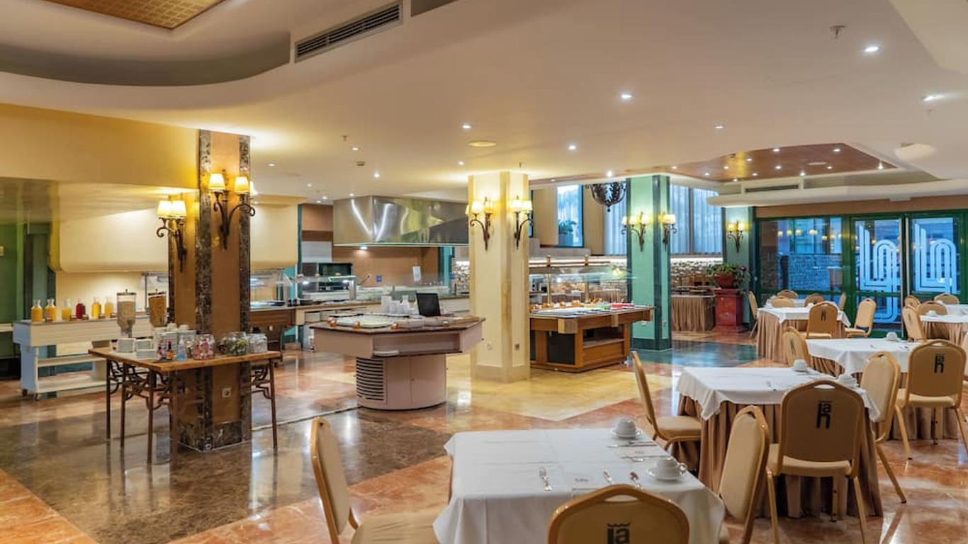 Ms Aguamarina Suites