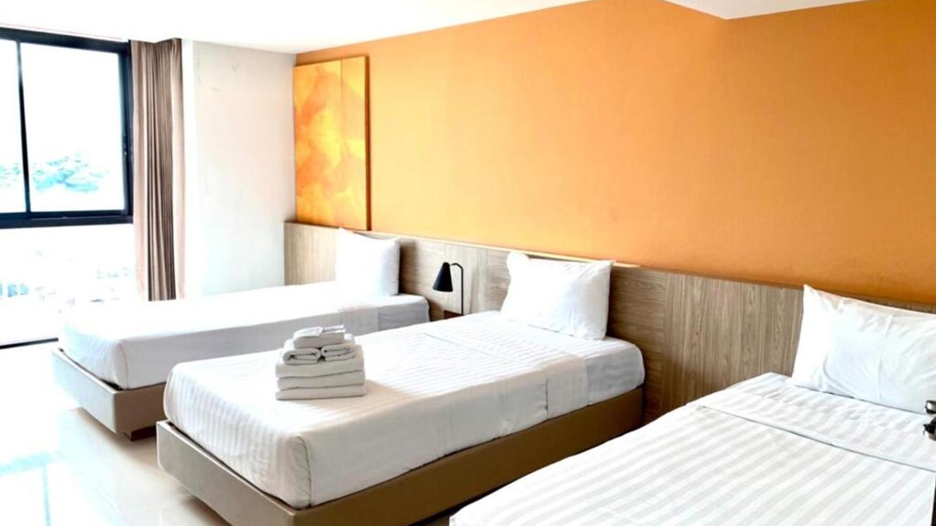 โรงแรมเอบิช