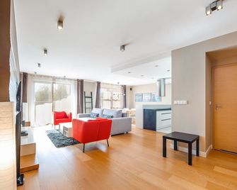 Apartamenty Sun&Snow Wczasowa Poludniowe - Ustka - Wohnzimmer