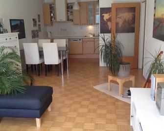 Business Apartment Graz - Graz - Living room