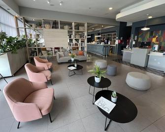 ibis Concepcion - Concepción - Front desk