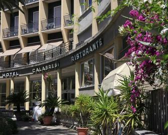 Hotel Calabresi - San Benedetto del Tronto - Building