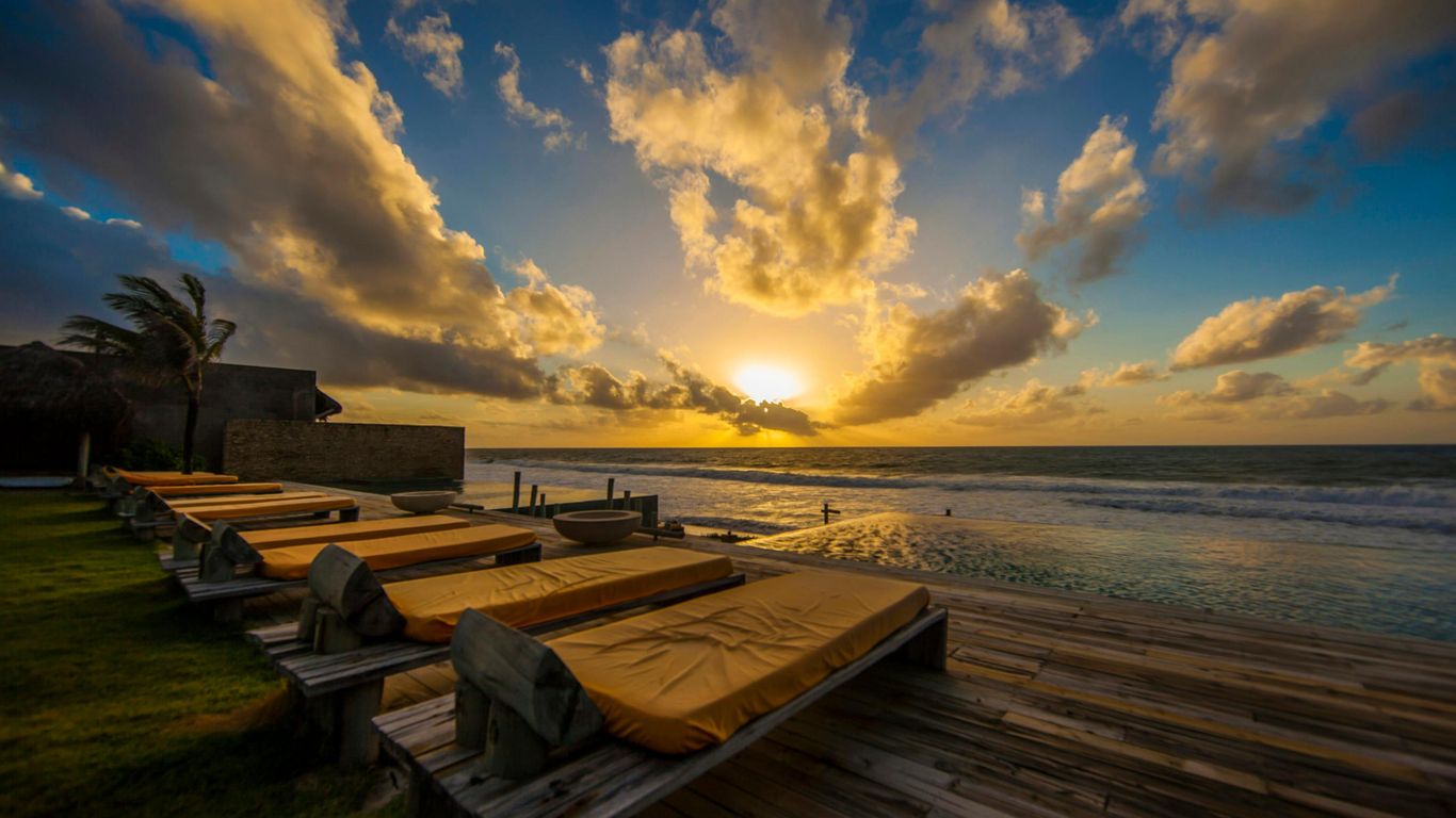 Kenoa Exclusive Beach Spa & Resort