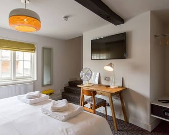 The Dolphin - Newbury - Bedroom