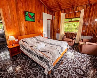 كاباناس لا براديرا - مونتيفردي - غرفة نوم