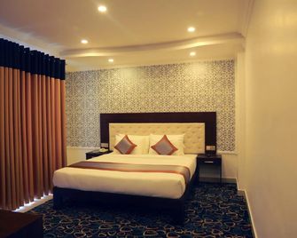 Galaxy Grand Hotel - Nuwara Eliya - Bedroom