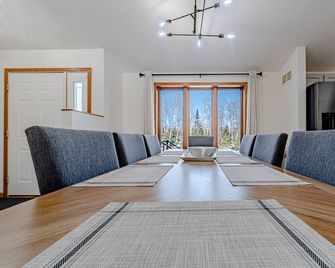 Spacious lake home near Grand Rapids, MN - Cohasset - Comedor