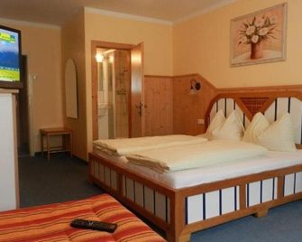 Hotel Garni Erlbacher - שלאדמינג - חדר שינה