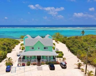 The Turtle Nest at Cottages - East End