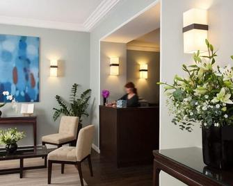 Hôtel Beauregard - Paris - Front desk