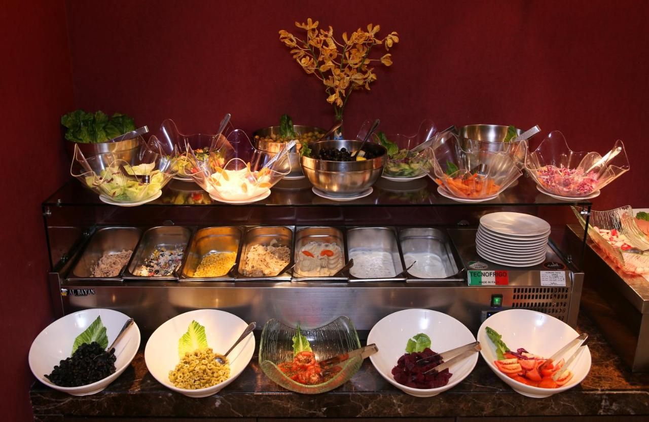 Al Hamra Hotel thumbnail 3