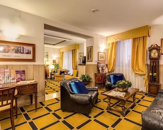 Hotel San Giorgio & Olimpic Florence - פירנצה - סלון