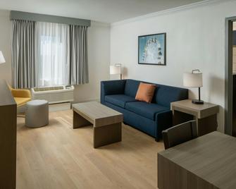 Le Parc Hotel - New Orleans - Living room