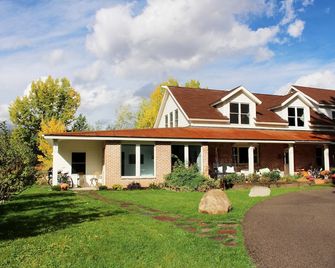 Historic Carbondale Schoolhouse/Luxury Apartment - Carbondale - Edificio