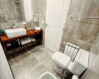 Destino Calafate - El Calafate - Bathroom