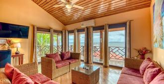 Hotel Palma Royale - Bocas del Toro - Living room