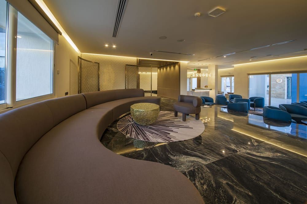 Luxotel Aqaba Beach Resort & Spa Only 15 years plus - עקבה - טרקלין