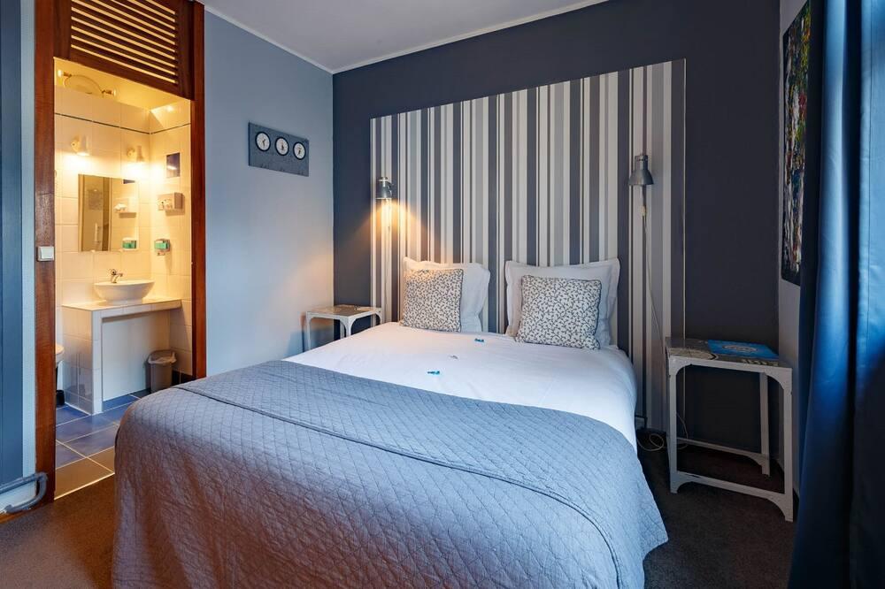 Hôtel Azur Desde $270.643 ($̶6̶2̶4̶.̶9̶4̶0̶). Reims Hoteles - KAYAK