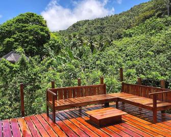 Camiguin Volcano Houses - A-Frame house - Mambajao - Balcón