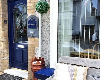 Westward B&B - Newquay - Outdoors view