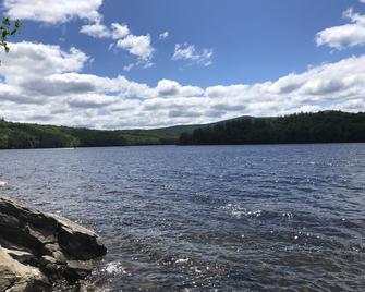 Cozy Vermont home for your Summer and Fall getaway - Wilmington - Beach