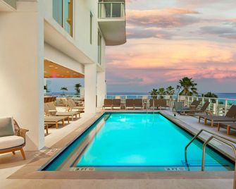 AC Hotel by Marriott Fort Lauderdale Beach - Fort Lauderdale - Pool
