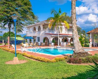 Chalet Villa Puebla - Armenia - Pool