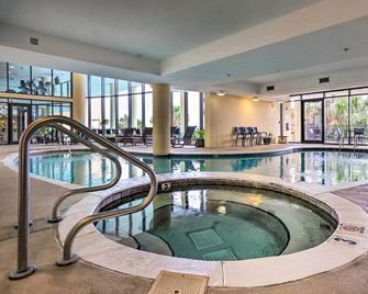 Dauphin Island Condo w/ Pool, Balcony & Ocean View - Dauphin Island - Piscina